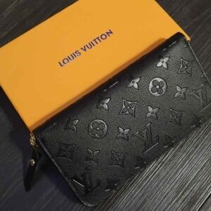 Brand New LOUIS VUITTON Empreinte Clémence Monogramed Black Leather Wallet